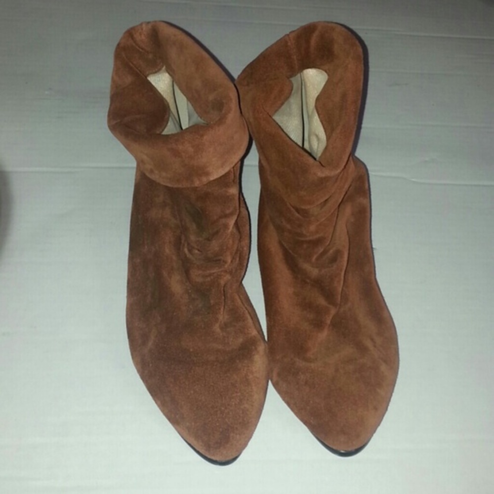 Brown boots